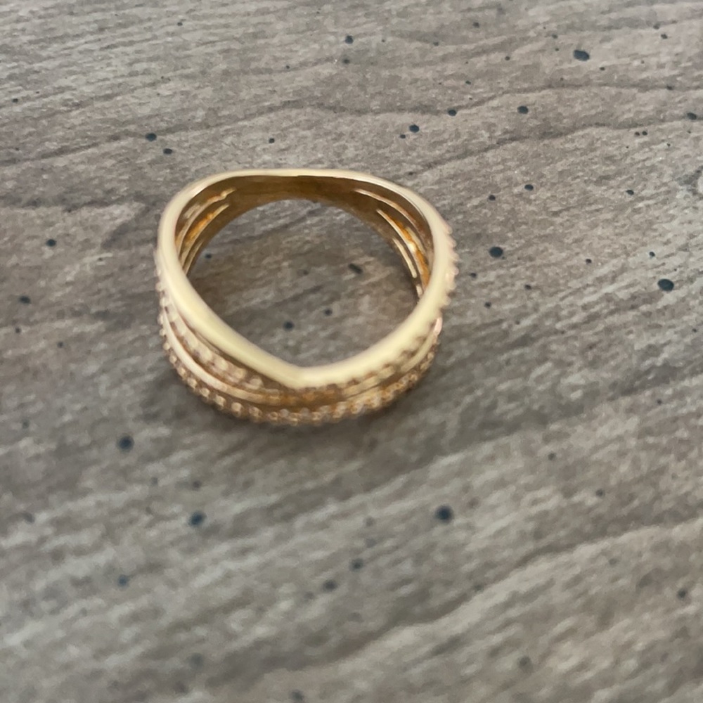 Express Gold Ring - Picture 6 of 12